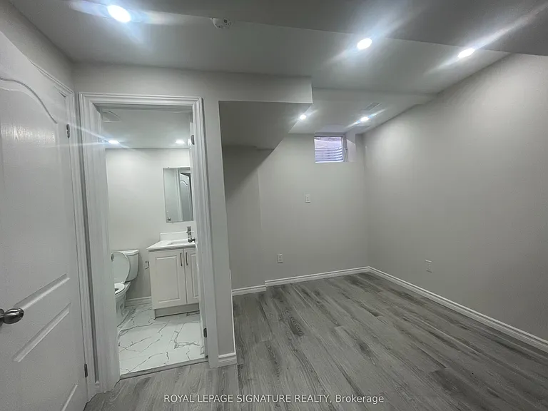 99 Convoy Cres #BASEMENT — Photo 8