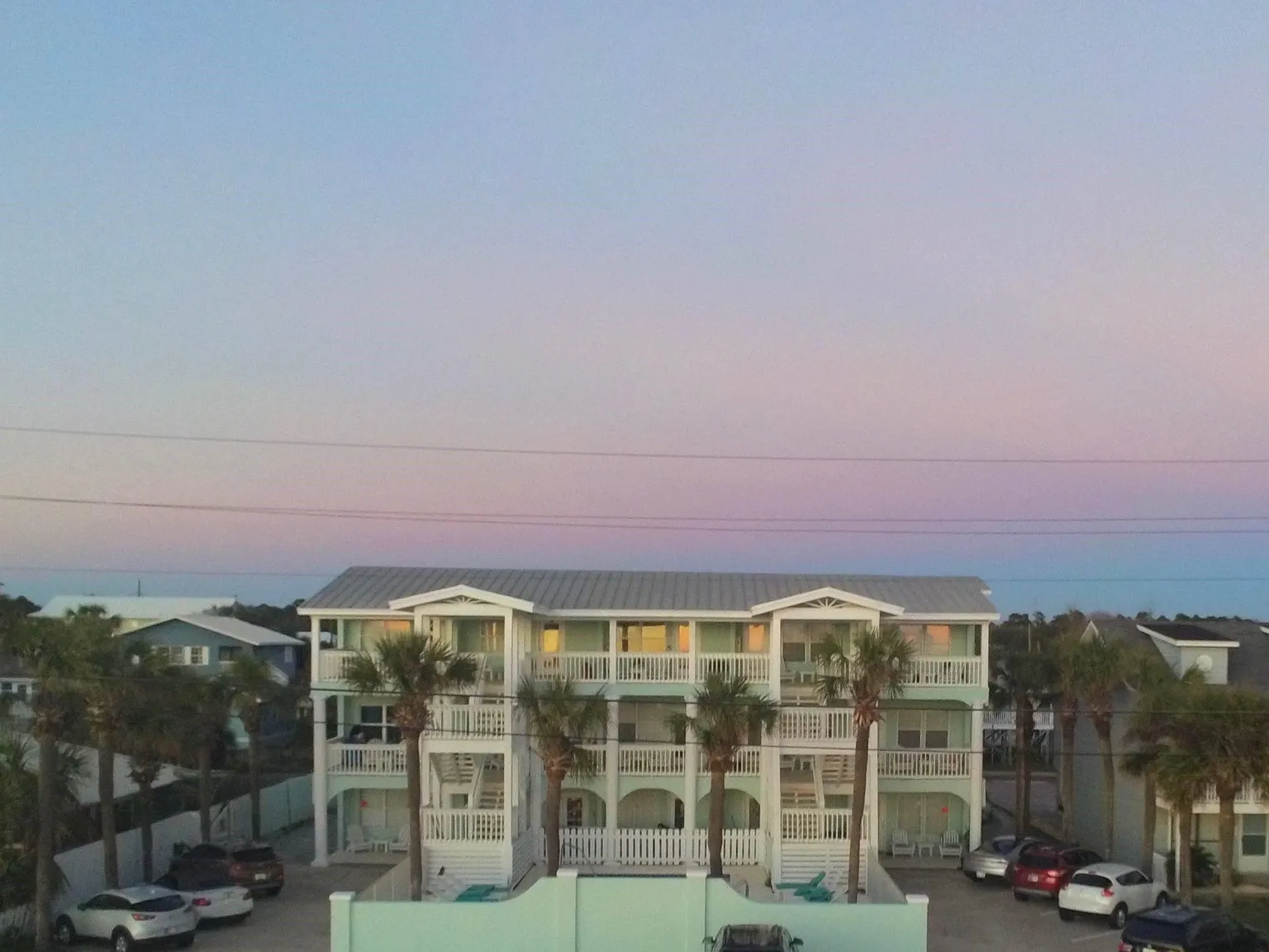 2 bed, 900 sqft, $1,800 — Photo 1