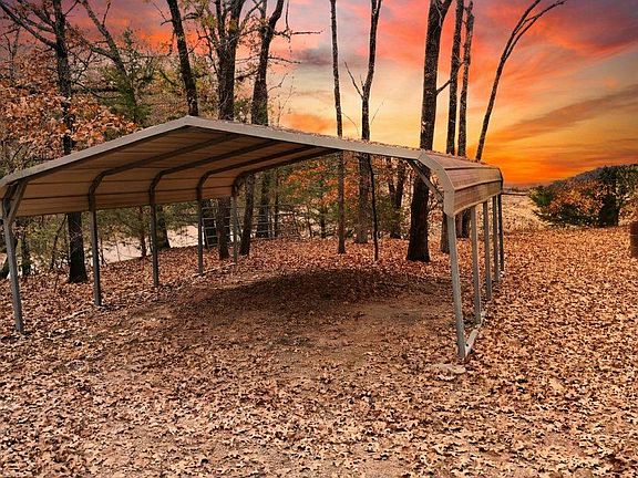 4th image of 2448 Arapaho Rd