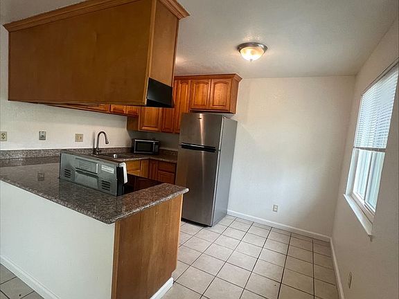 5th image of 2518 X St APT 7