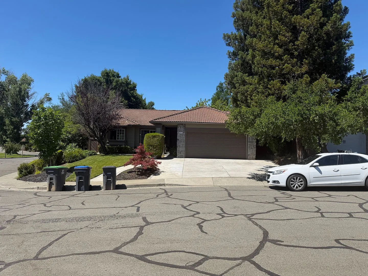 Rancho Solano 1 story home — Photo 1