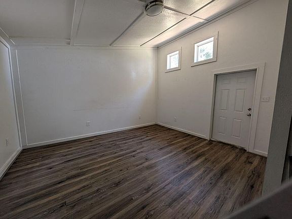 3rd image of 126 Bethel Ln