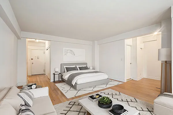 Rented by Compass | media 11