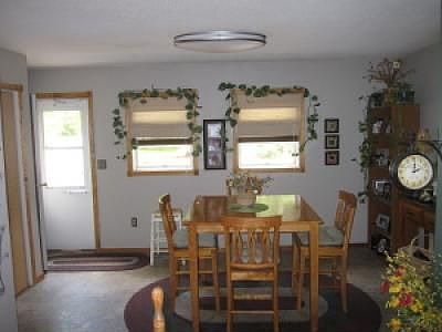 4th image of 816 West Ave