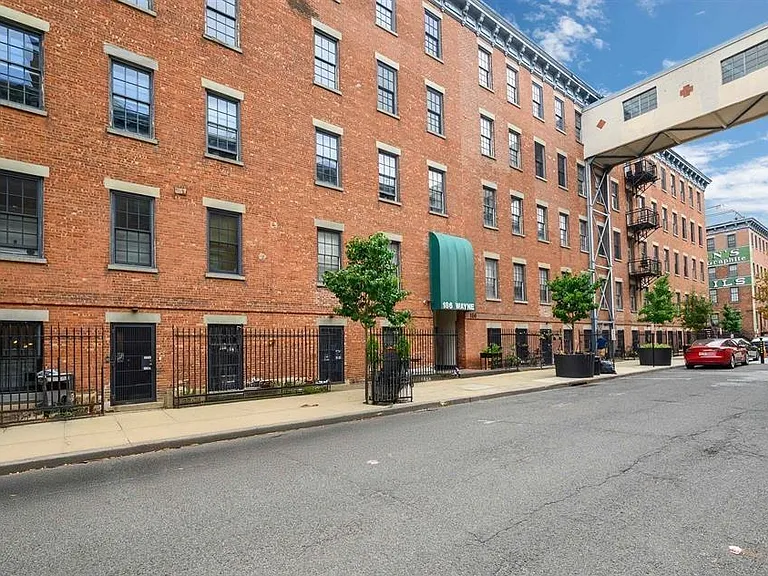 186 Wayne St #219D — Photo 15