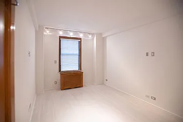 Rented by LEE & ASSOCIATES NYC RESIDENTIAL LLC