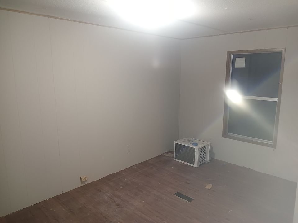 1st image of 305 Dowtin Ln