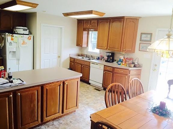 5th image of 1533 Barbra Estates Dr