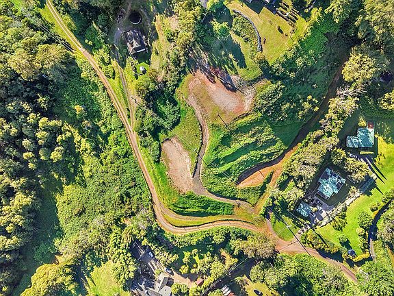 3rd image of Alaluana Rd