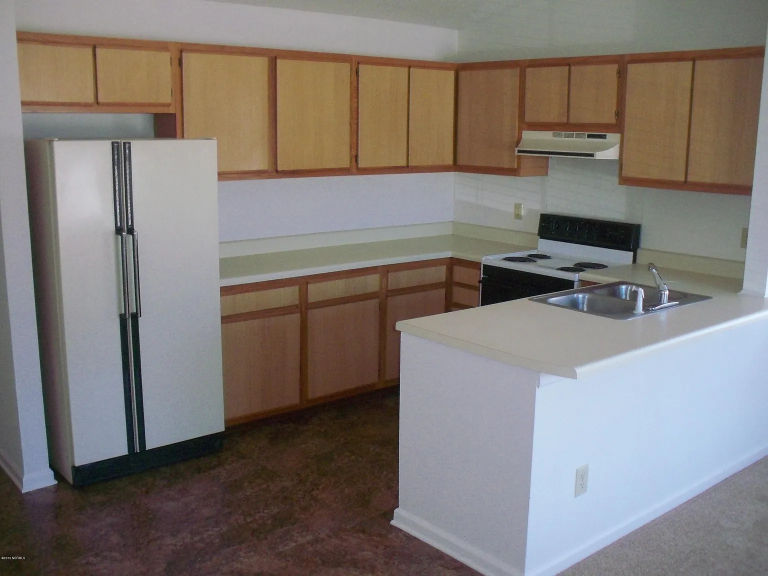 3 bed, 2.0 bath, 1014 sqft, $1,550 — Photo 4