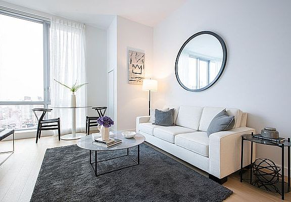 4th image of 160 Madison Ave APT 41H