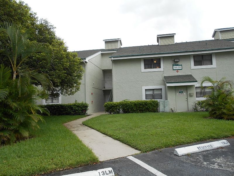 1st image of 3973 NW 87th Ave