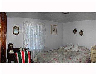4th image of 1144 E McKinley Ave