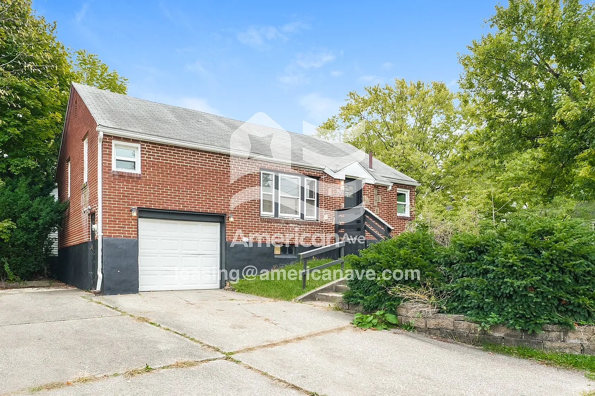 1323675_001_front_view_2.jpg - 3802 Vernon Ave NW