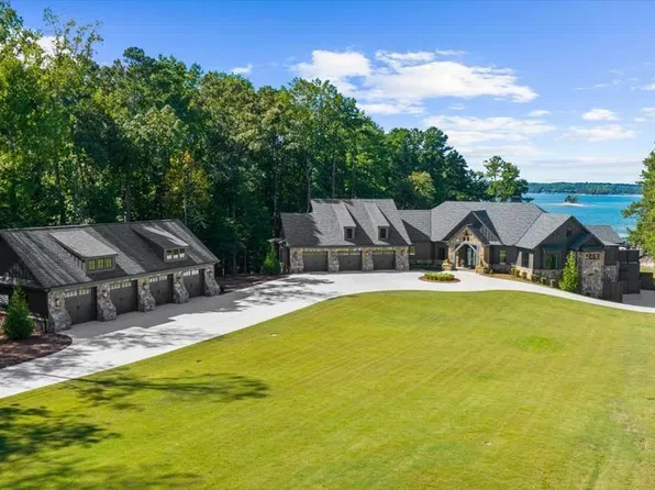 6091 Jim Crow Rd, Flowery Branch, GA 30542