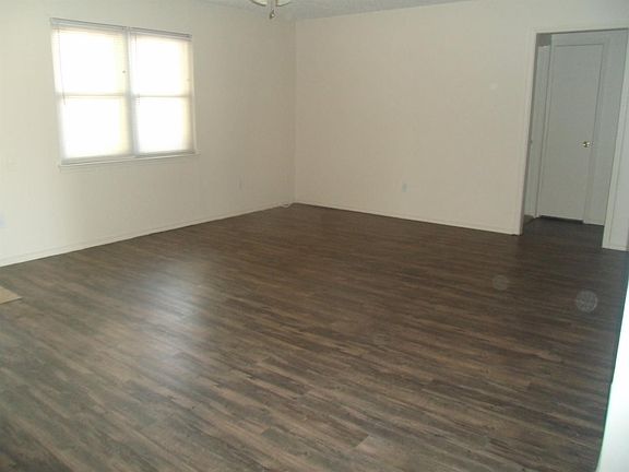 2nd image of 9512 Belton Ave