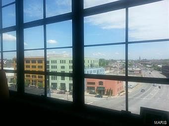 4th image of 2323 Locust Ave #509
