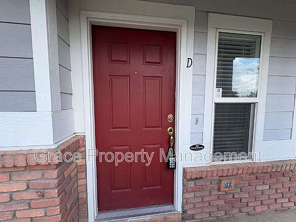 3rd image of 5770 N Argonne St Unit D