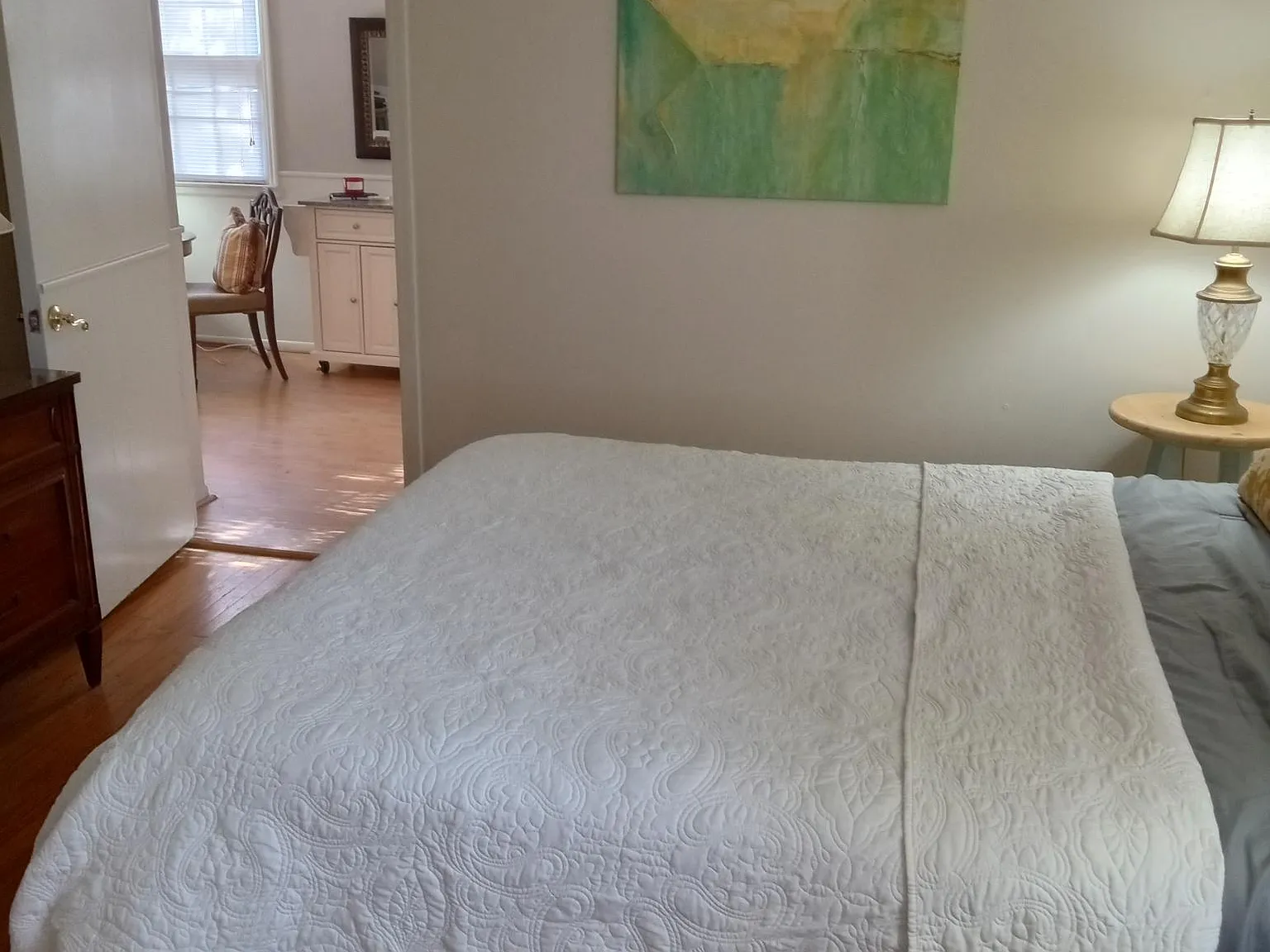 2 bed, 1100 sqft, $1,600 — Photo 4