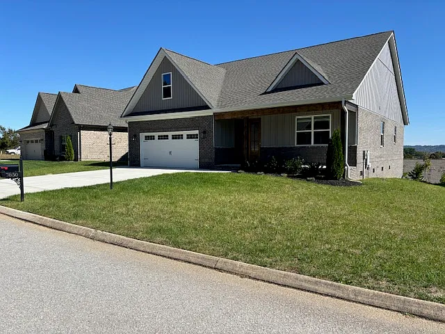7850 Saddlebrooke Dr — Photo 5