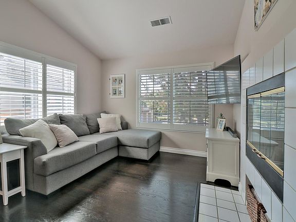 3rd image of 6990 Gregorich Dr Unit H