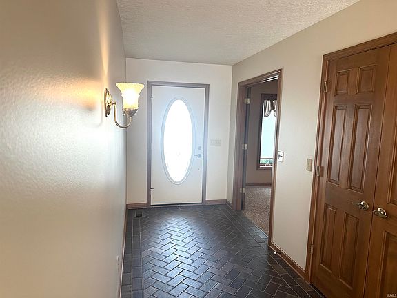 3rd image of 6420 Langley Ct