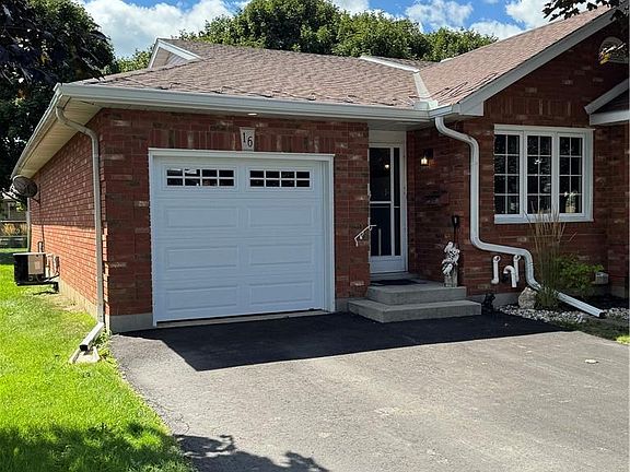3rd image of 60 Whitlaw Way #16