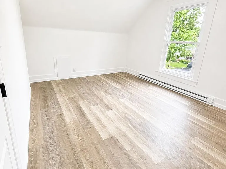 358 Cherry St — Photo 10