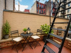 234 Mott St, New York, NY