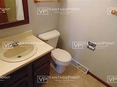 3rd image of 1503 Kellogg St