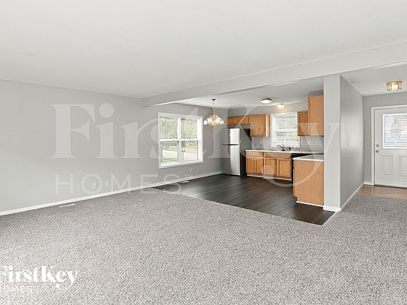 3rd image of 7308 E 122nd St