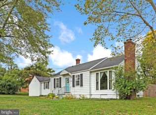 4247 Warren St, Marshall, VA 20115