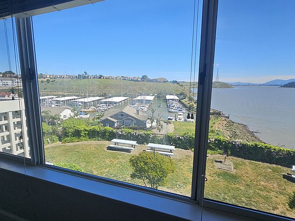 5th image of 341 Stinson St APT 6