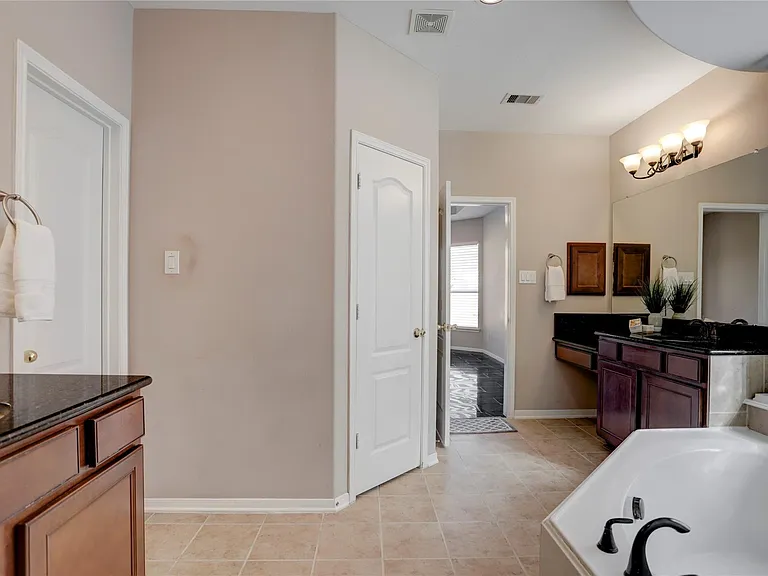 13419 Sunset Bay Ln — Photo 22