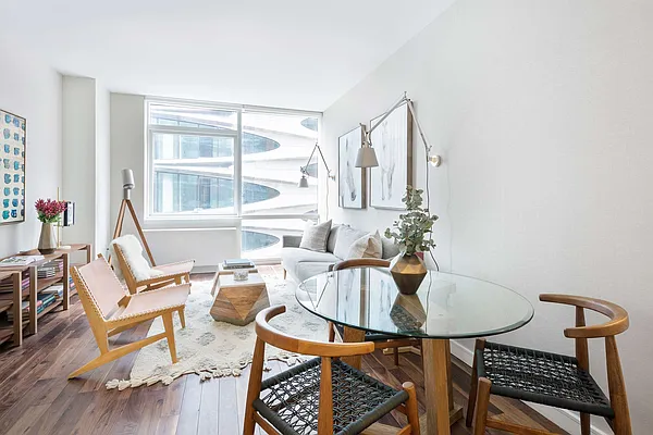 Rented by Lalezarian Properties | media 14