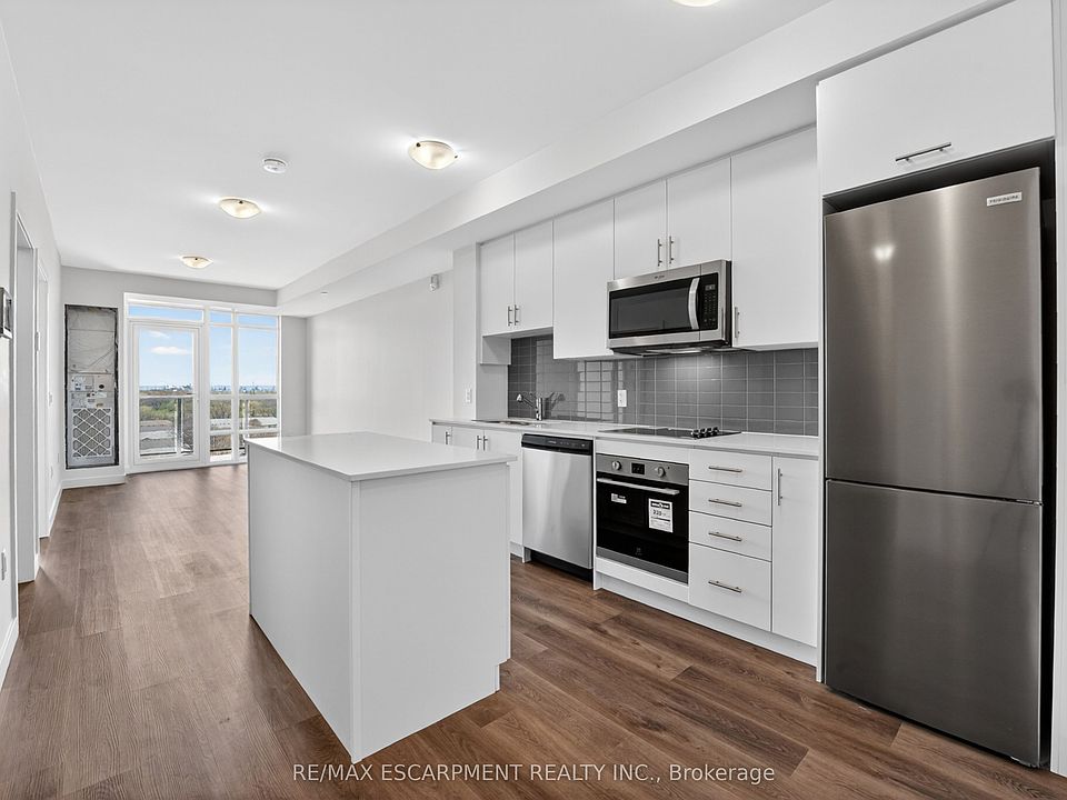 1st image of 461 Green Rd #822