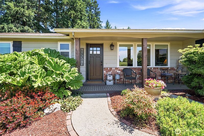 2nd image of 7229 65th Avenue SE