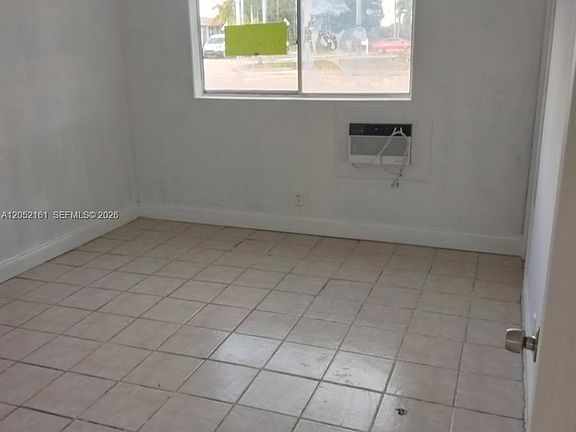 4th image of 1829 N A St APT 25