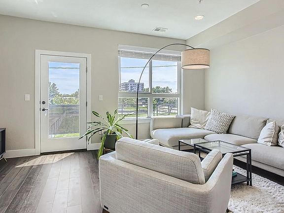 2nd image of 1642 N Julian St Unit 3