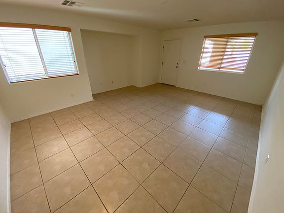 2nd image of 8261 Wildwood Glen Dr