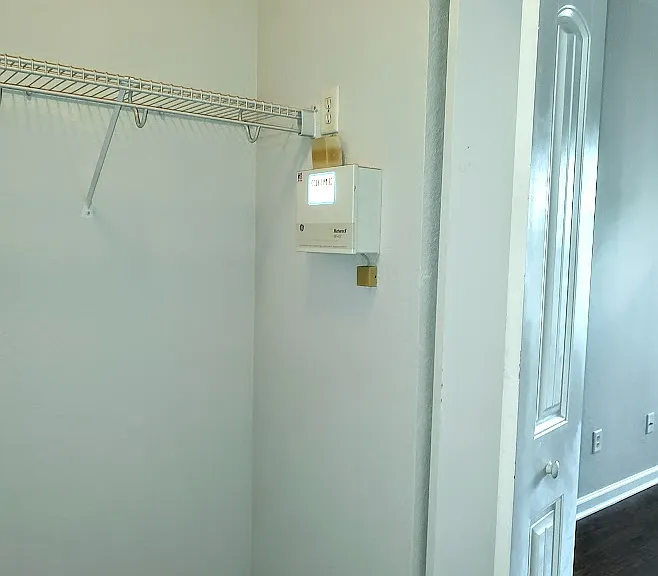 2935 NE 7th St #304 — Photo 14