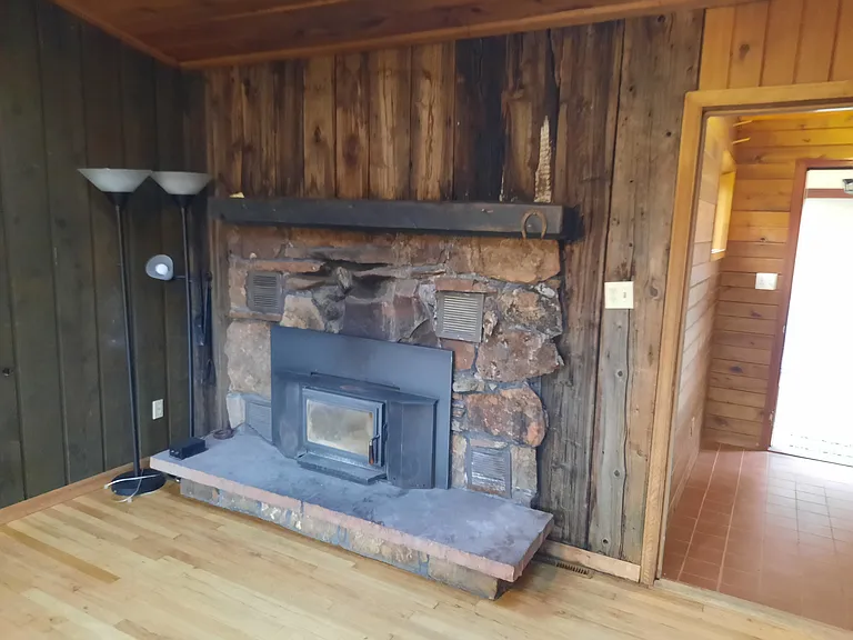 Functioning inlet fireplace