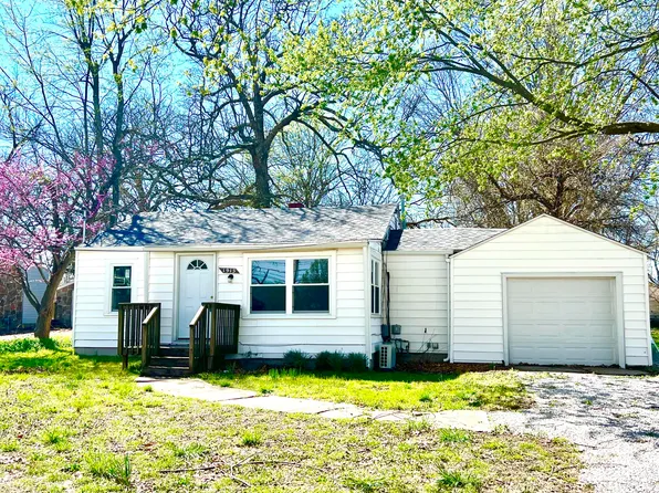 1913 S Scenic Avenue, Springfield, MO 65807