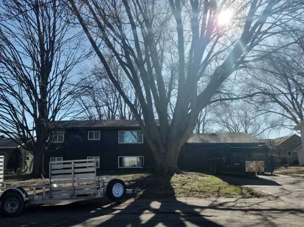 71 Louis St W, Elko New Market, MN 55054