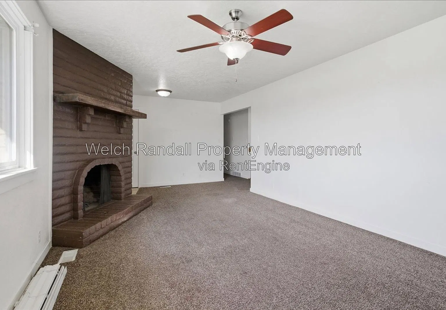 5 bed, 2.0 bath, 2216 sqft, $2,395 — Photo 3
