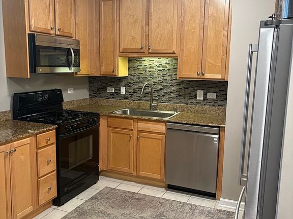 3rd image of 125 S Jefferson St #2408