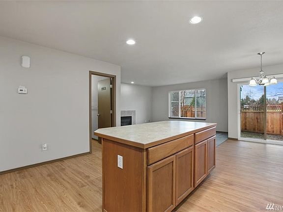 5th image of 14406 49th Dr NE