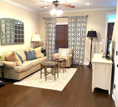 3rd image of 103 Leigh Ln APT 25