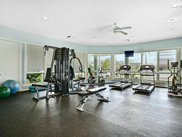 3028 Windward Way — Photo 40