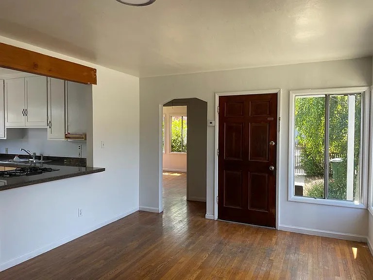 1398 Curtis St — Photo 13